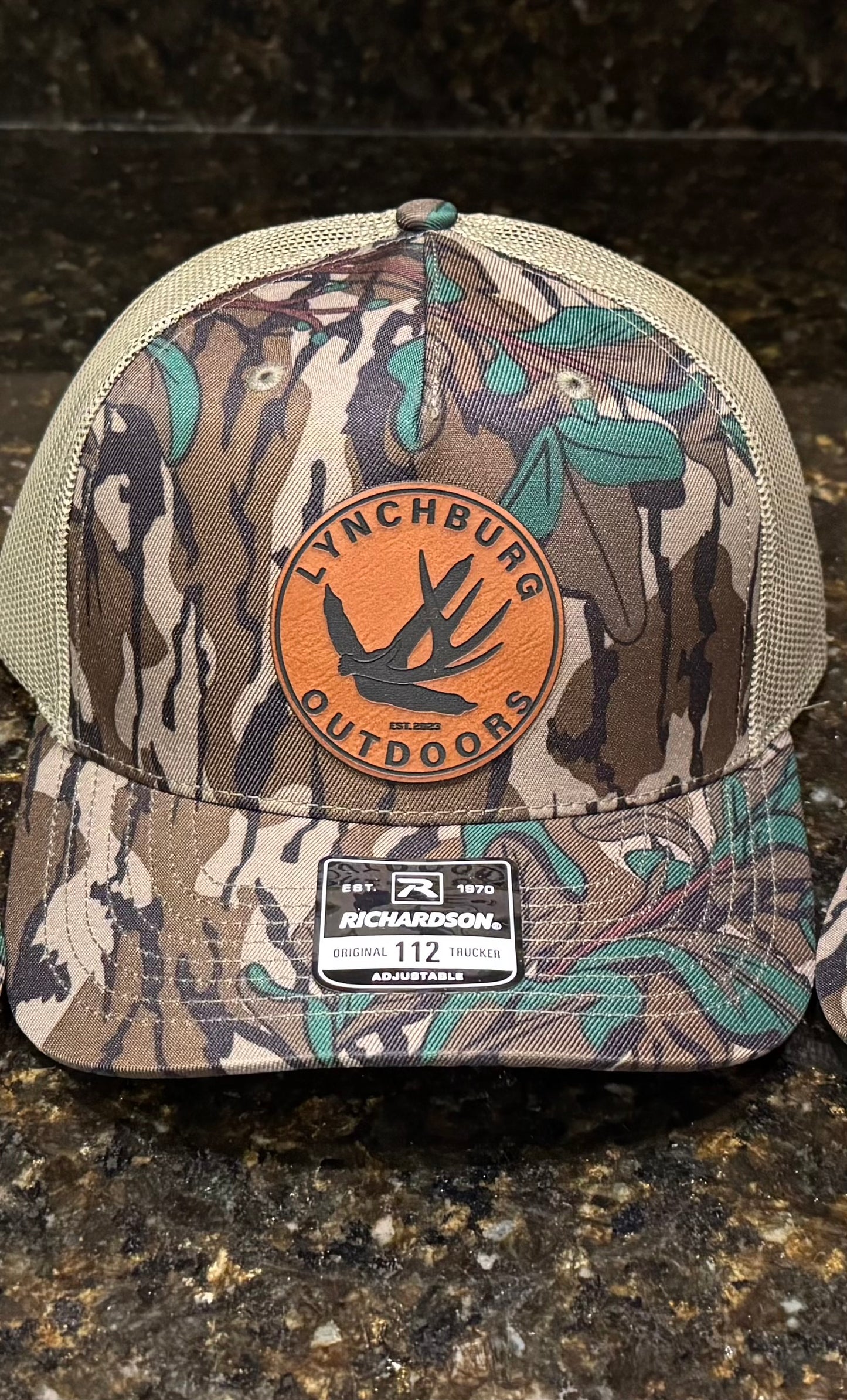 Mossy Oak Green Leaf Round Patch Richardson 112